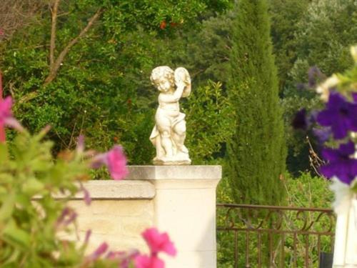 Domaine Saint Victor 호텔 La Tour-dʼAigues 외부 사진